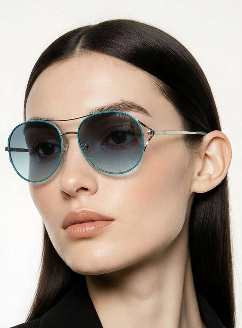 Gafa de Sol Guess GU7686